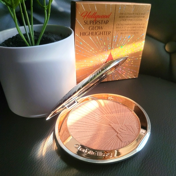 Charlotte Tilbury Hollywood glow Highlighter - Picture 5 of 8